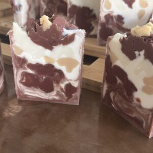 Cranberry Creme